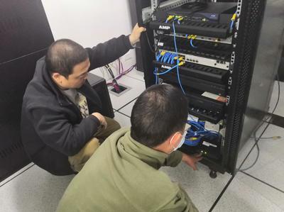 ?？悼h政務服務和大數據管理局 爭分奪秒搶修 確保信息光纜暢通 信息系統運行維護服務